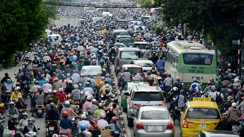 Người Sài Gòn tránh kẹt xe bằng smartphone