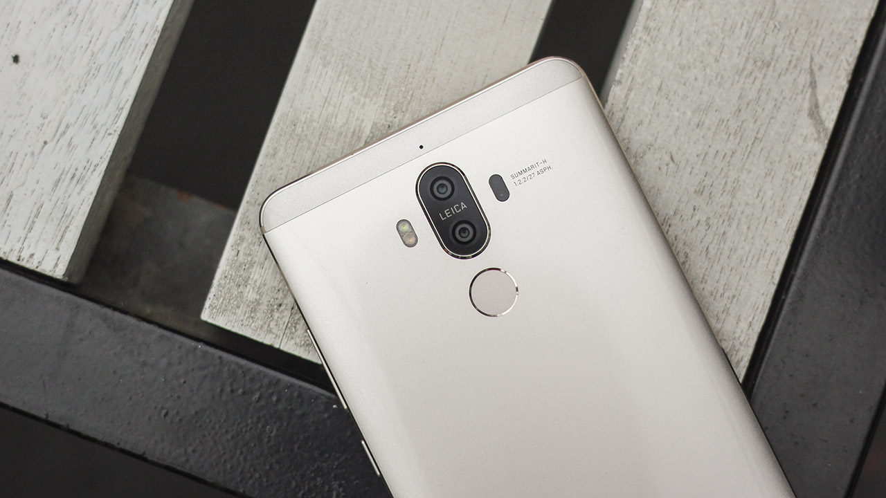 trên tay Huawei Mate 9
