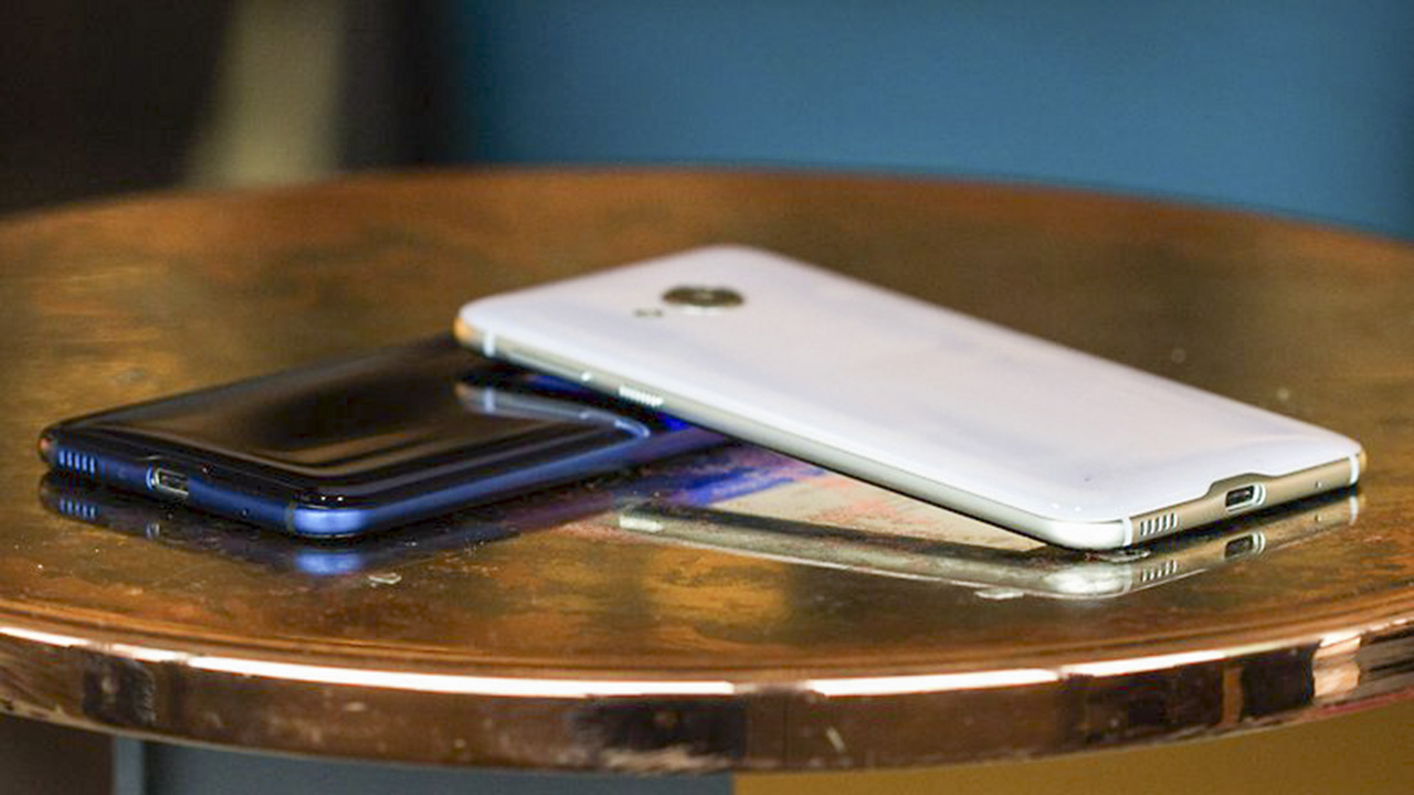 trên tay HTC U Play