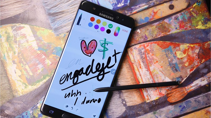 note_7_hands_on_800x450