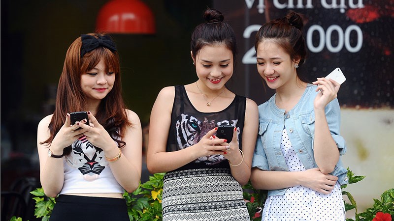 Không nghẽn mạng 2G và 3G đêm Giao thừa và sáng Mùng một Tết Đinh Dậu