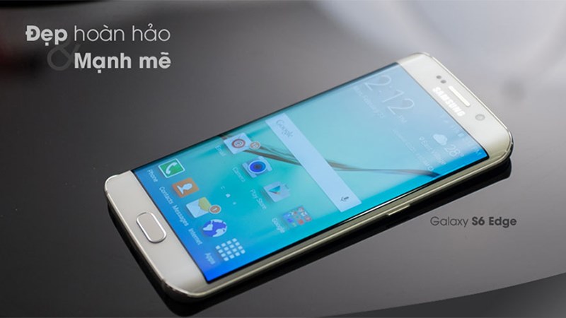 Galaxy S6 Edge là chiếc smartphone dẫn đầu trào lưu màn hình cong của Samsung sau Galaxy Note Edge