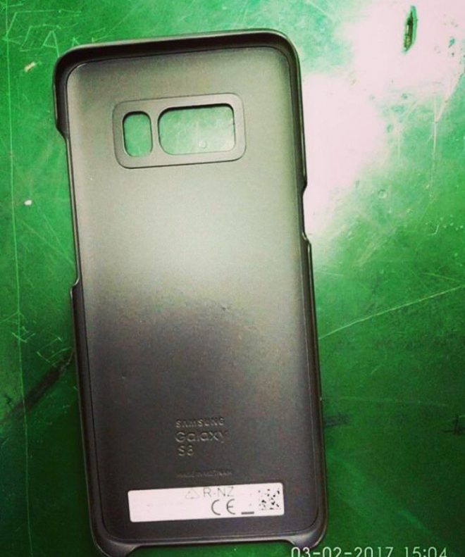 Bộ case của Galaxy S8 và S8 Plus xuất hiện cho thấy cảm biến vân tay đặt ở mặt sau Bộ case của Galaxy S8 và S8 Plus xuất hiện cho thấy cảm biến vân tay đặt ở mặt sau