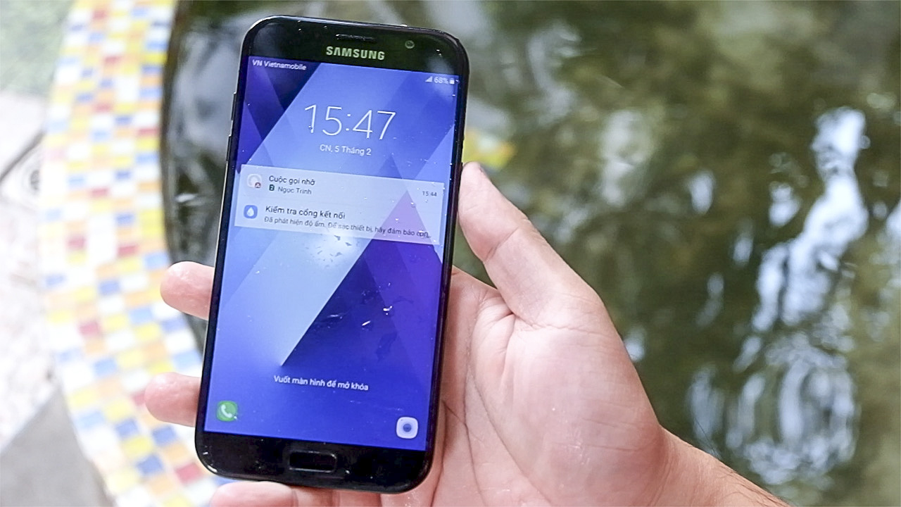 chơi game, chụp hình dưới nước cùng Galaxy A 2017 chơi game, chụp hình dưới nước cùng Galaxy A 2017