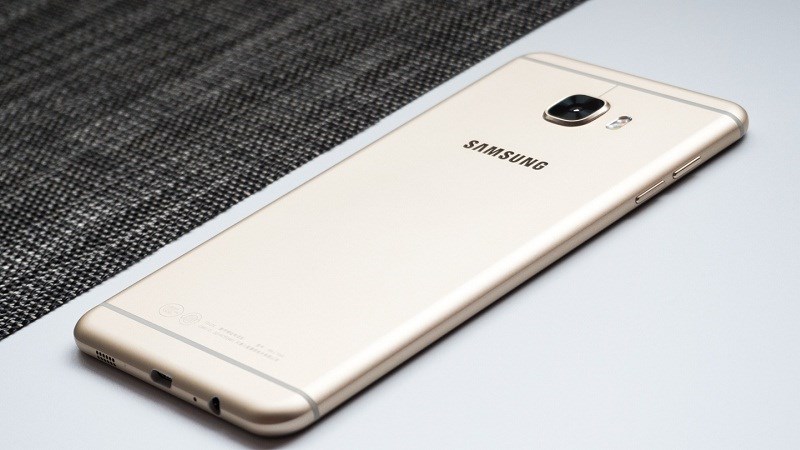 Galaxy C7 Pro Galaxy C7 Pro