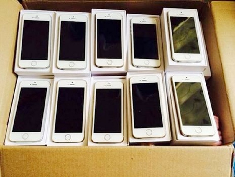 câu Like là những chiếc iPhone đời cũ giá rẻ đang được nhiều người săn đón câu Like là những chiếc iPhone đời cũ giá rẻ đang được nhiều người săn đón