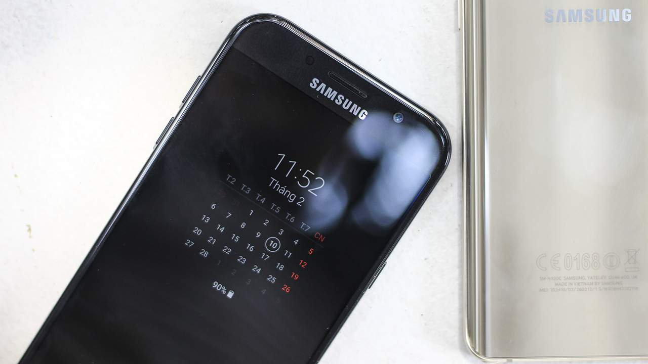 so sánh Galaxy A7 2017 và Galaxy Note 5