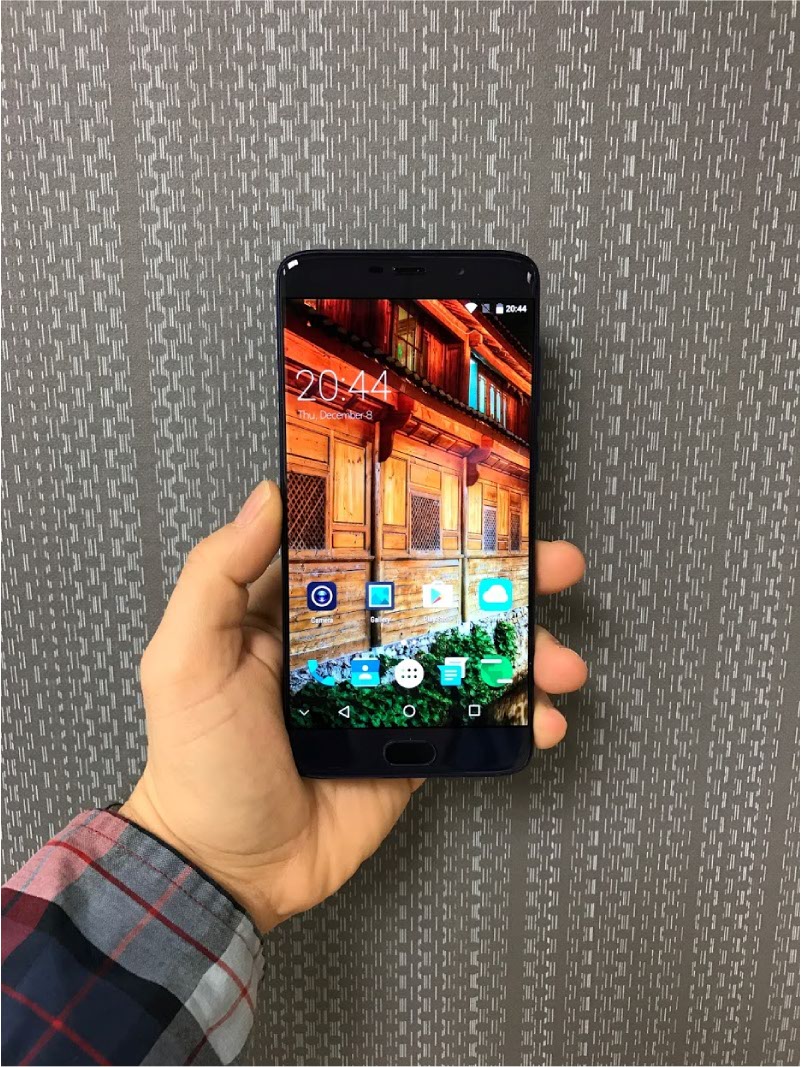 Trên tay Elephone S7: em trai Galaxy S7 Edge giá chỉ bằng 1/3 Trên tay Elephone S7: em trai Galaxy S7 Edge giá chỉ bằng 1/3