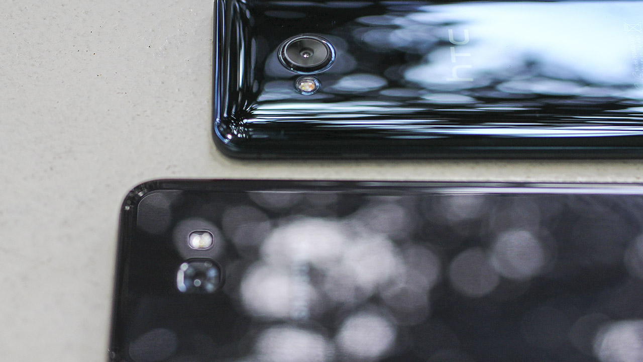 Đọ dáng Galaxy A7 2017 và HTC U Play