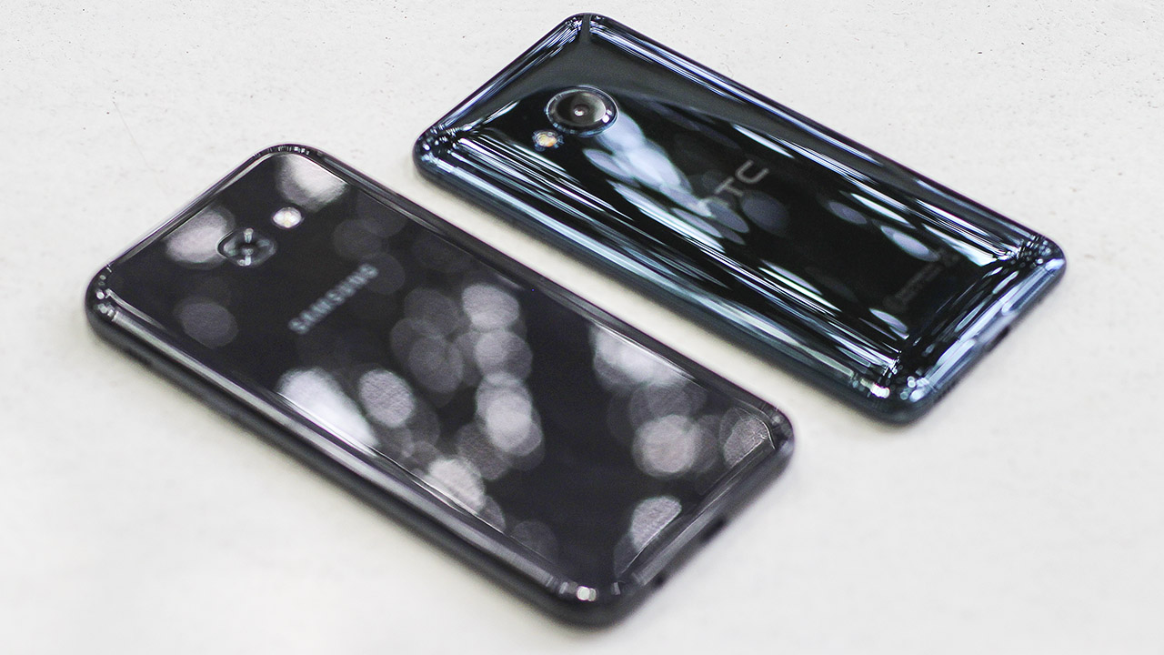 Đọ dáng Galaxy A7 2017 và HTC U Play