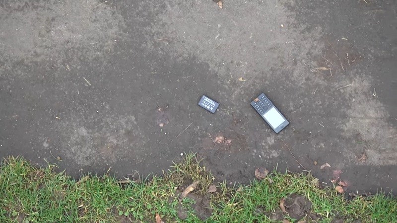 Thử nghiệm thả rơi Nokia 150, HDM làm điện thoại có ngon như Nokia? Thử nghiệm thả rơi Nokia 150, HDM làm điện thoại có ngon như Nokia?