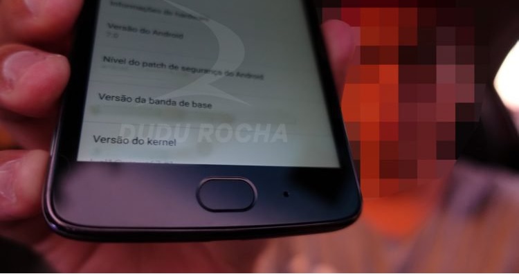 MWC 2017: Moto G5 chạy Android 7.0 xuất hiện trên tay người dùng MWC 2017: Moto G5 chạy Android 7.0 xuất hiện trên tay người dùng