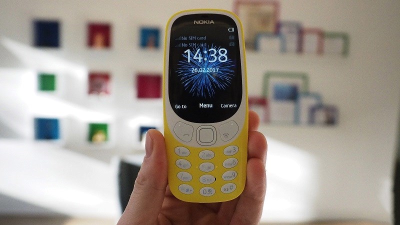 MWC 2017: Nokia 3310 bước ra ánh sáng với pin chờ cả tháng, có cả camera