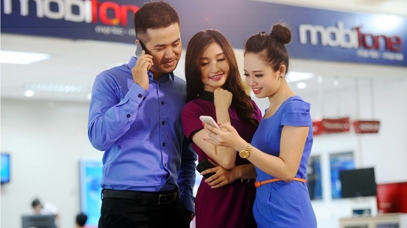 MobiFone khuyến mãi 50% giá trị thẻ nạp