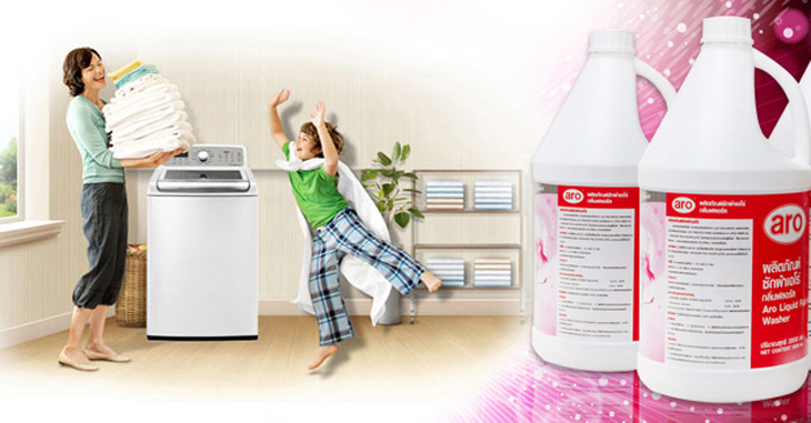 Xét ra dùng nước giặt lại giặt được lượng đồ nhiều hơn so với bột giặt Xét ra dùng nước giặt lại giặt được lượng đồ nhiều hơn so với bột giặt
