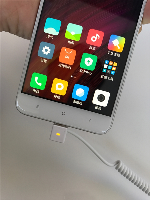 Xiaomi Redmi 4X 6 Xiaomi Redmi 4X 6