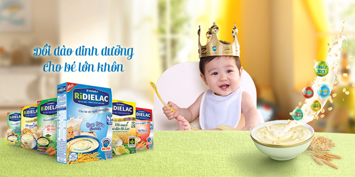 Bột ăn dặm chế biến sẵn được bổ sung đầy đủ dưỡng chất cần thiết cho bé Bột ăn dặm chế biến sẵn được bổ sung đầy đủ dưỡng chất cần thiết cho bé
