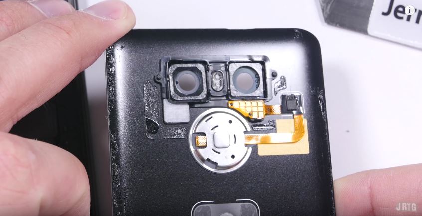 Mổ xẻ và tra tấn các chi tiết trên LG G6 Mổ xẻ và tra tấn các chi tiết trên LG G6