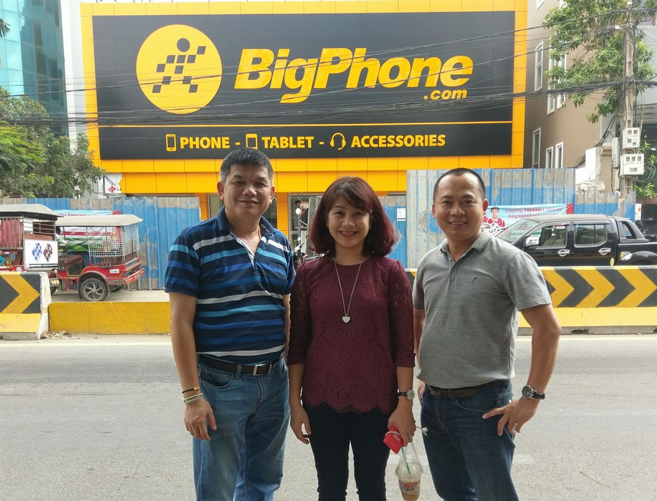 Thế Giới Di Động có cửa hàng đầu tiên tại Campuchia, tên BigPhone Thế Giới Di Động có cửa hàng đầu tiên tại Campuchia, tên BigPhone