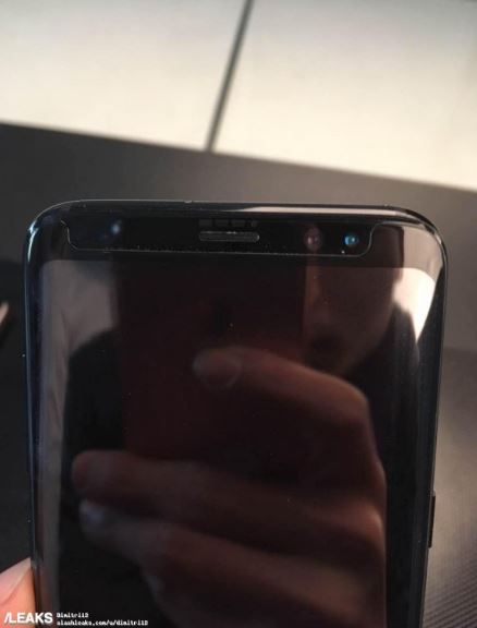 Galaxy S8 và Galaxy S8 cùng nhau xuất hiện ngoài đời thực Galaxy S8 và Galaxy S8 cùng nhau xuất hiện ngoài đời thực