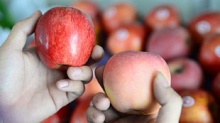 Táo thường được phủ một lớp sáp bên ngoài để giữ táo tươi lâu