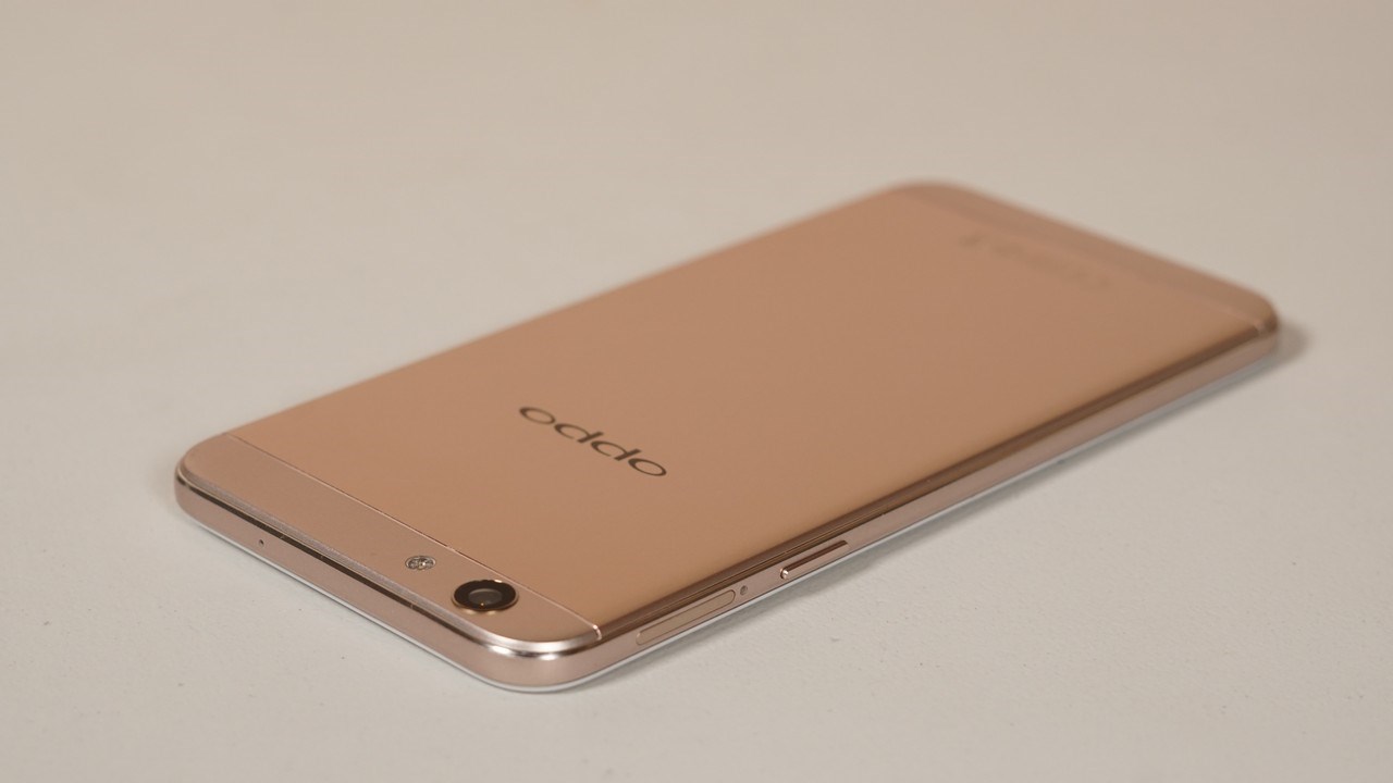 Mua smartphone hàng hot OPPO nhận quà tặng giá trị