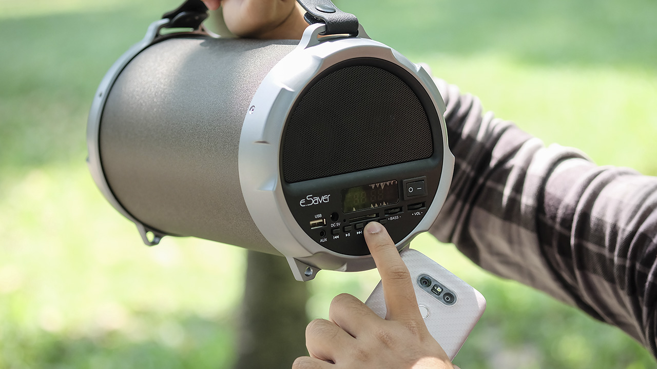 Trên tay loa eSaver S12B Trên tay loa eSaver S12B