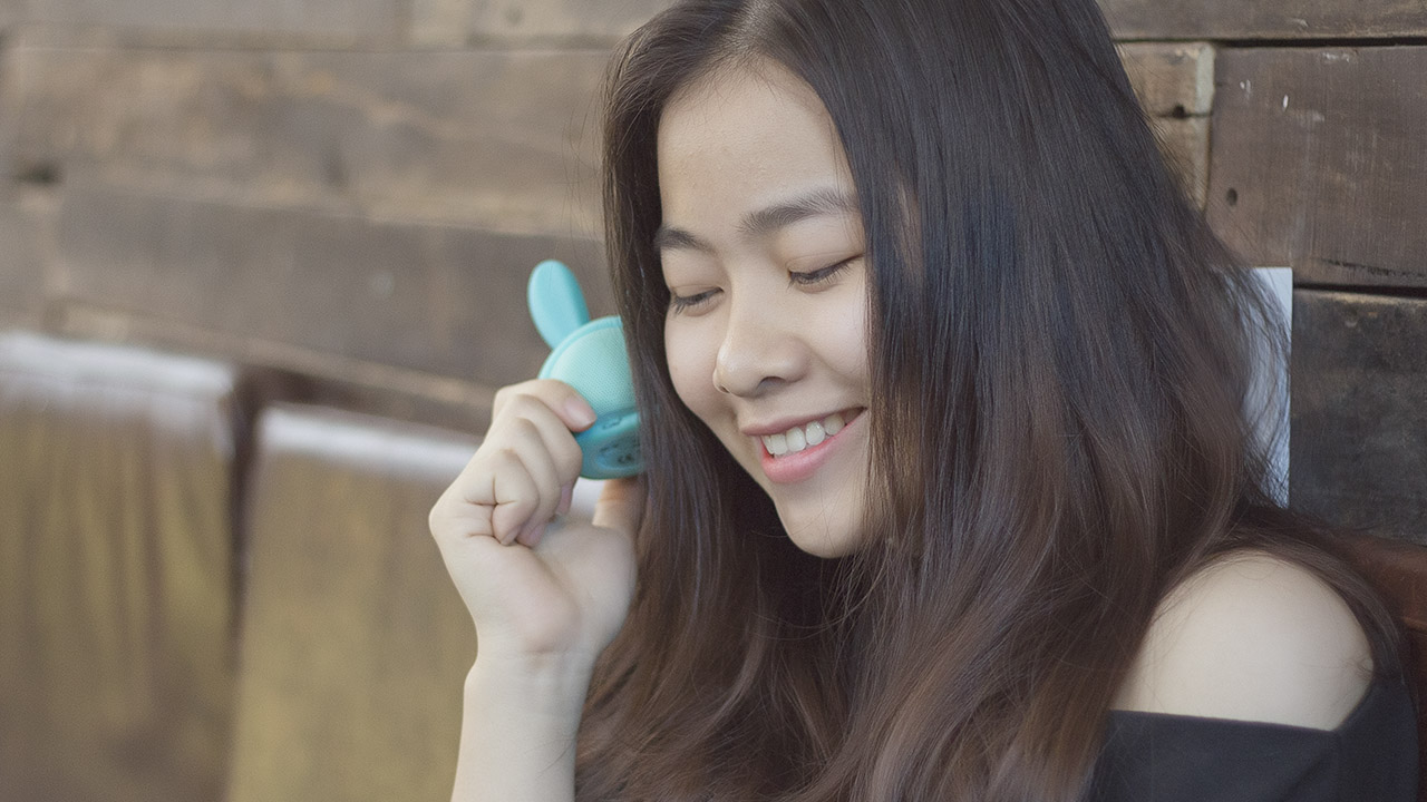 trên tay loa iCutes MB-815 trên tay loa iCutes MB-815