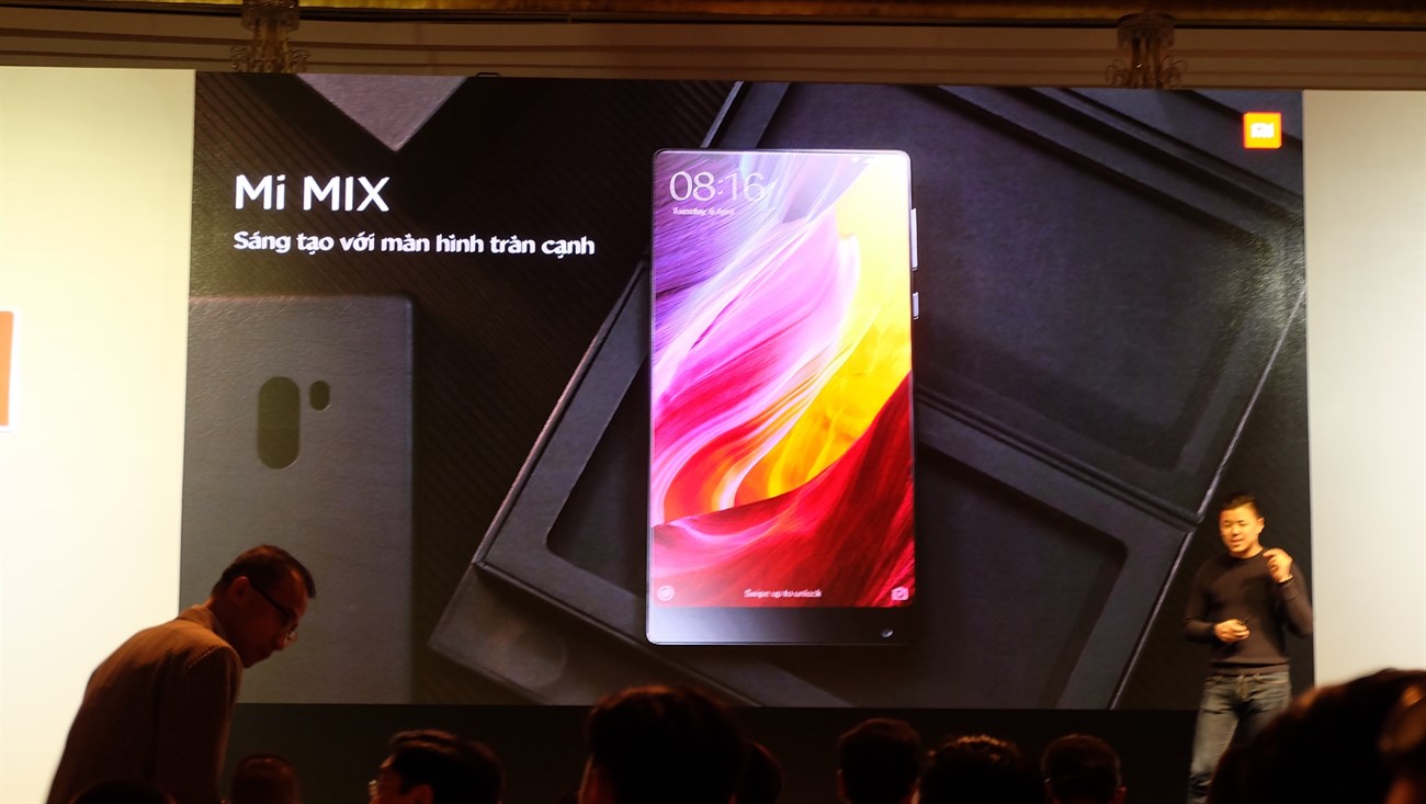 Xiaomi chính thức ra mắt Mi Mix tại VN với giá gần 17 triệu