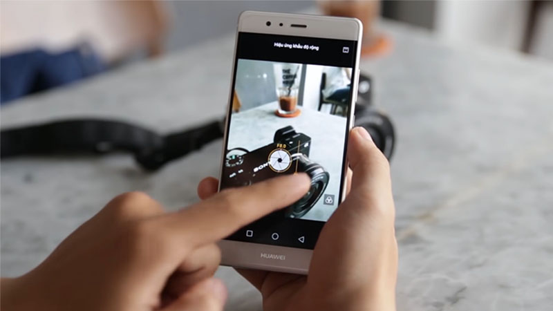 Camera kép trên Huawei P9 cho hình ảnh sâu hơn và cả 2 ống kính đều được khai thác triệt để