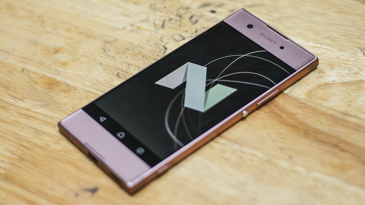 Trên tay Xperia XA1
