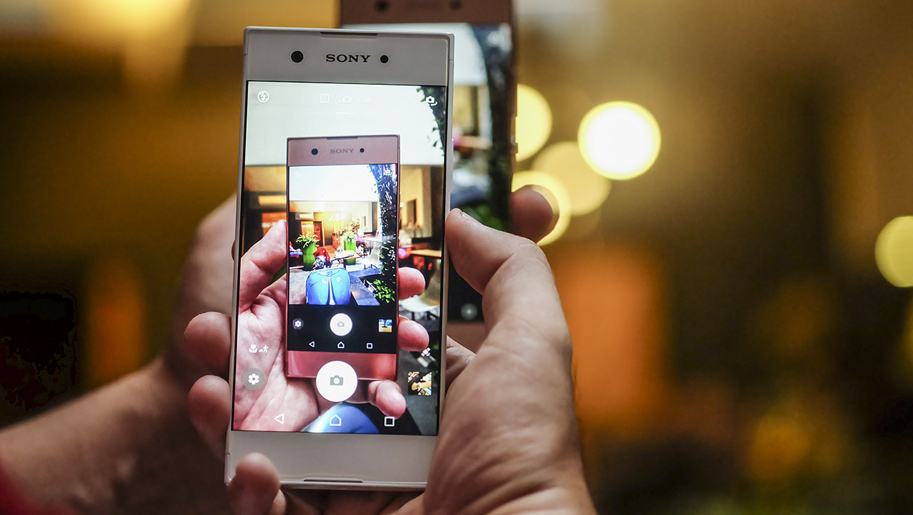 Đánh giá nhanh camera Xperia XA1: Cảm biến Z5, chất lượng nâng cấp với tiền nhiệm - ảnh 1 Đánh giá nhanh camera Xperia XA1: Cảm biến Z5, chất lượng nâng cấp với tiền nhiệm - ảnh 1