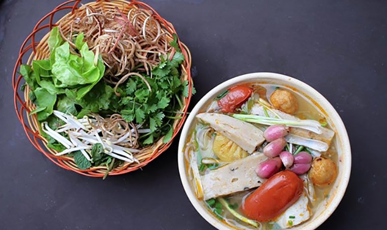 Bún chả cá tươi ngon