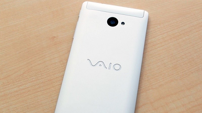 Giá bán của smartphone Android Vaio mới ra mắt