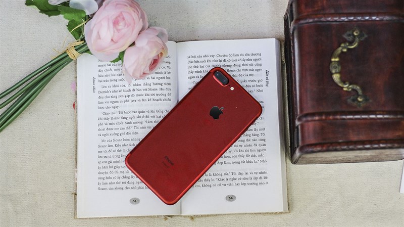 Trên tay iPhone 7 Plus Red