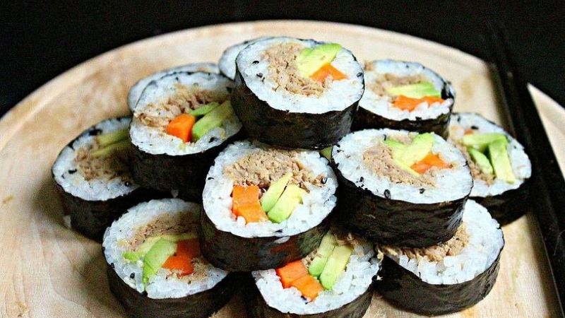 Làm kimbap không cần mành tre