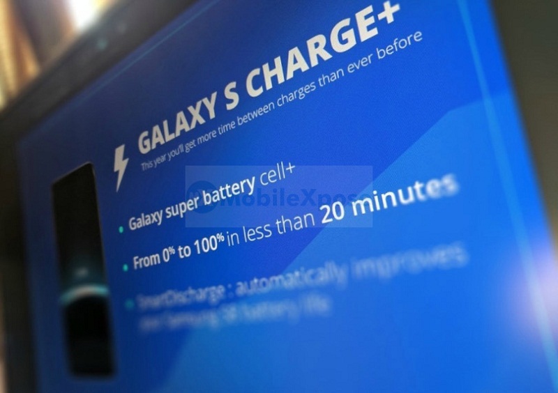 Poster quảng bá tính năng sạc nhanh Galaxy S Charge+