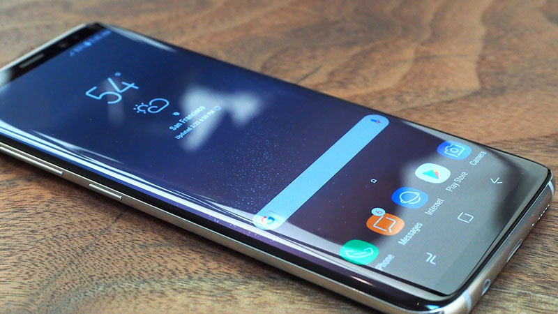 s8_front_800x450 s8_front_800x450