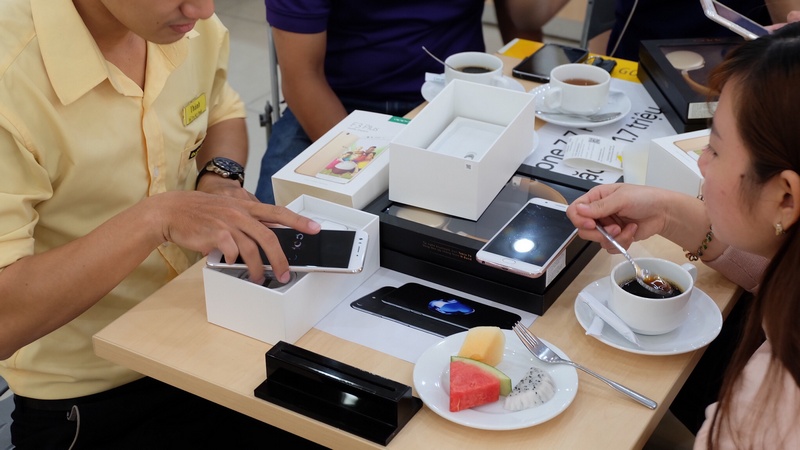 Ngày đầu bán F3 Plus