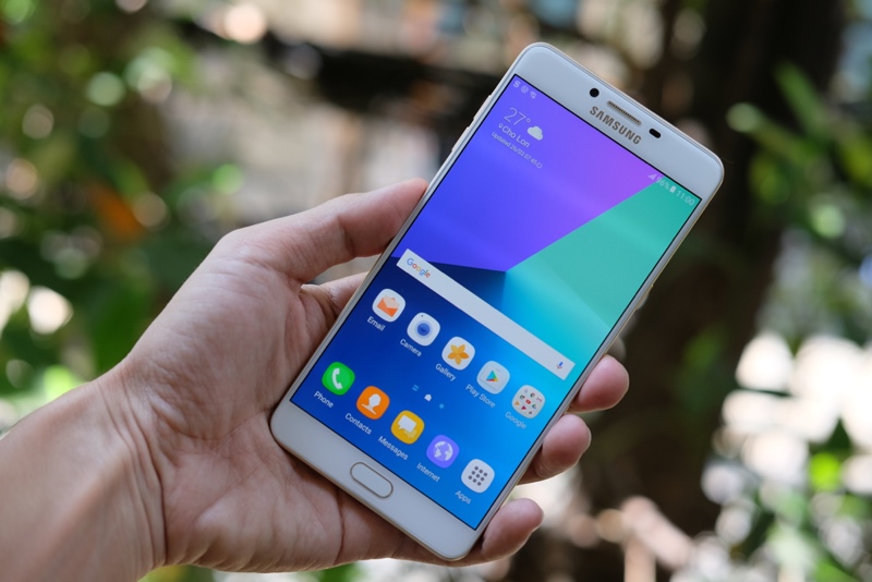 Samsung Galaxy C9 Pro có giá bán chính thức, mở bán 15/4 tại TGDĐ Samsung Galaxy C9 Pro có giá bán chính thức, mở bán 15/4 tại TGDĐ