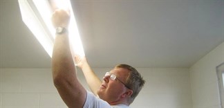 Cách xử lý bóng đèn khi bị vỡ