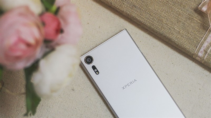 Đánh giá chi tiết Xperia XZs