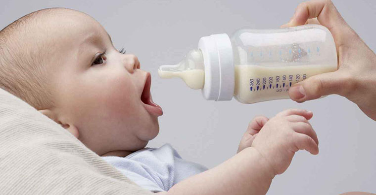 Những sai lầm mẹ thường mắc phải trong cách pha sữa