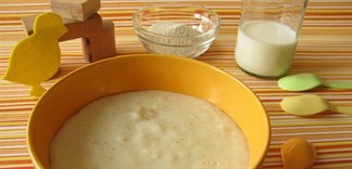 Trộn sữa bột vào cháo cho bé - mẹ cần lưu ý!