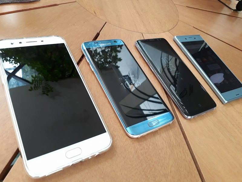 Xem những hình ảnh này, bạn sẽ thấy khả năng cầm nắm của Galaxy S8 tốt như thế nào Xem những hình ảnh này, bạn sẽ thấy khả năng cầm nắm của Galaxy S8 tốt như thế nào