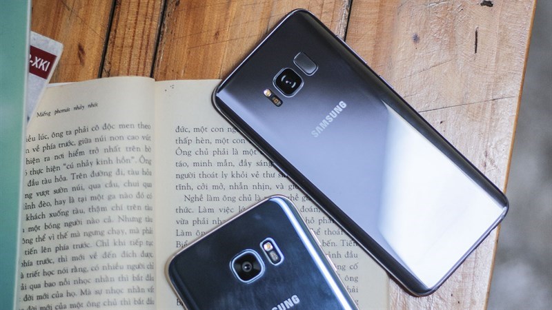 Xem những hình ảnh này, bạn sẽ thấy khả năng cầm nắm của Galaxy S8 tốt như thế nào Xem những hình ảnh này, bạn sẽ thấy khả năng cầm nắm của Galaxy S8 tốt như thế nào