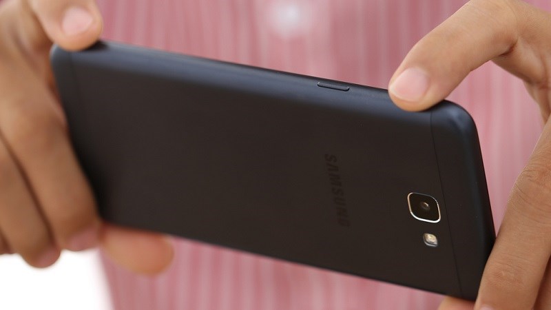 Smartphone Samsung HOT nhất trong tầm giá 5 triệu vừa được hạ giá Smartphone Samsung HOT nhất trong tầm giá 5 triệu vừa được hạ giá