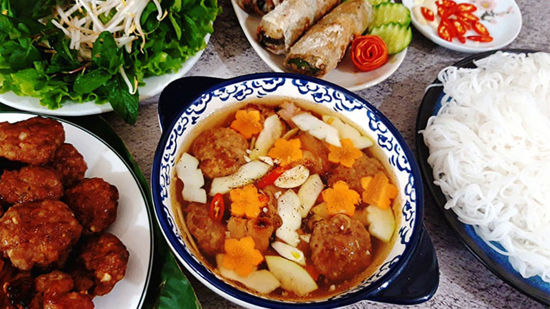 How to make traditional Hanoi bun cha, standard Ha Thanh