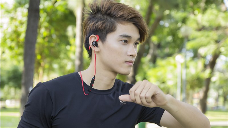 TRên tay tai nghe giảm giá tháng 4 TRên tay tai nghe giảm giá tháng 4