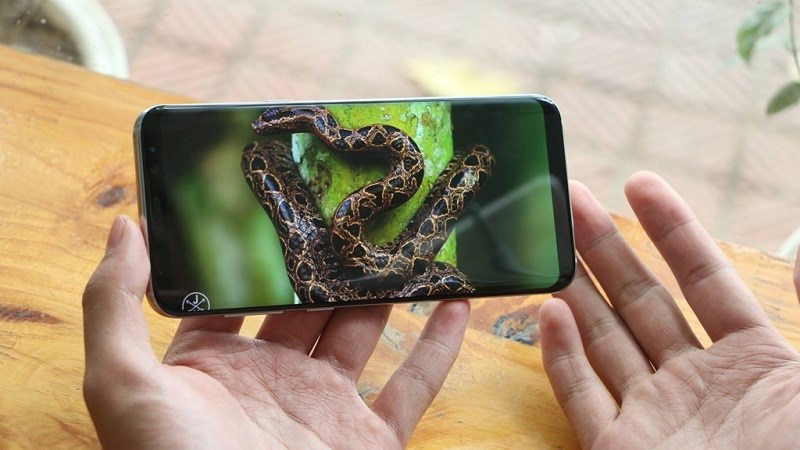 Bộ ảnh trên tay Galaxy S8 Plus đầu tiên tại Việt Nam